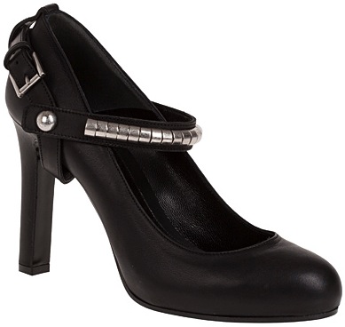 Alexander-McQueen-Fall-2011-pump