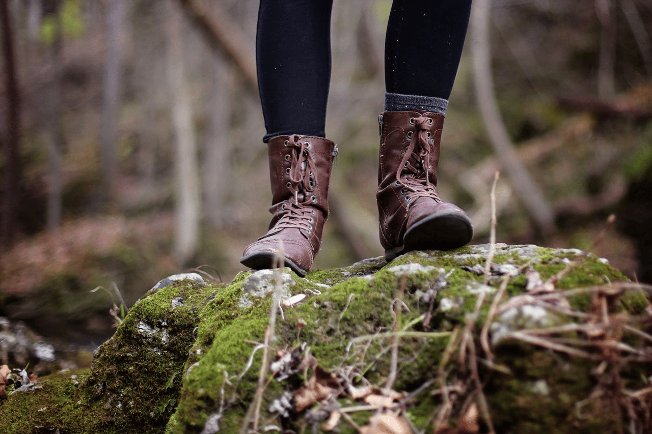 How to Stretch Leather Boots