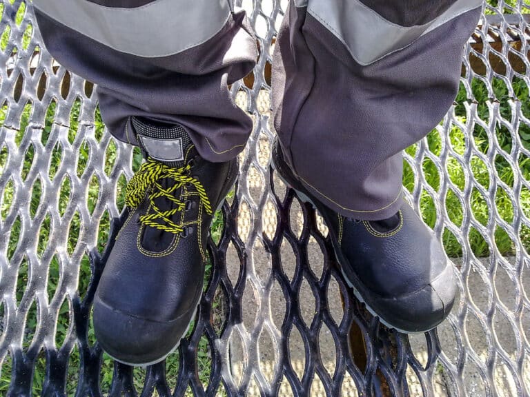 best shoes for field work