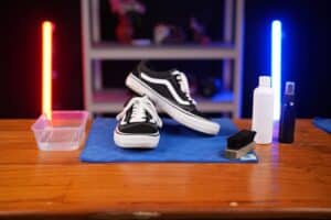 how to clean white soles of shoes