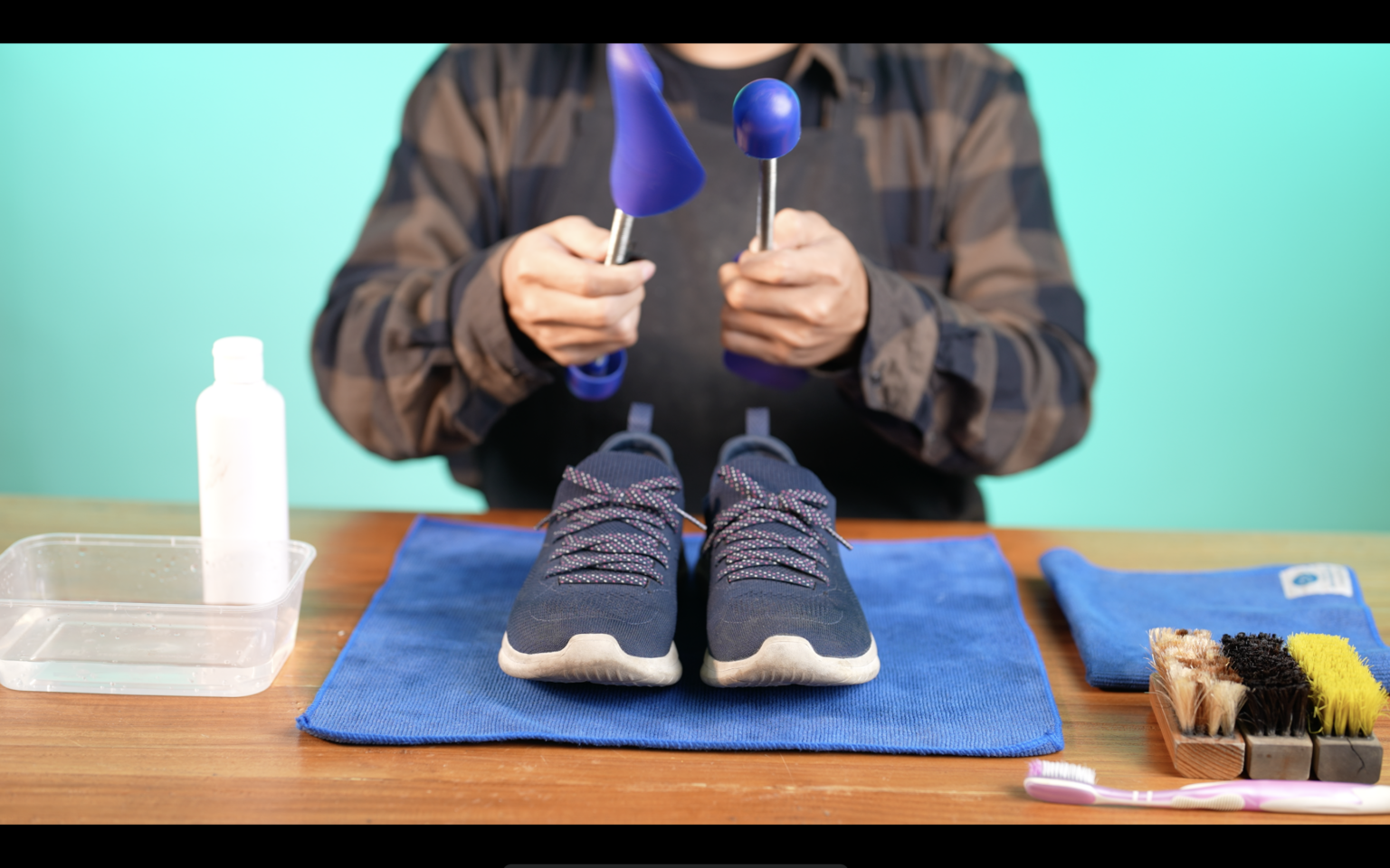 How to Clean Skechers Shoes (Expert's Guide)